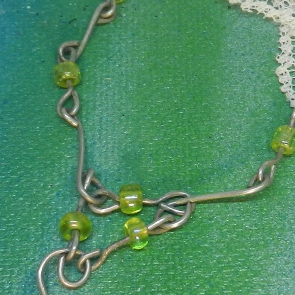 VTG Hand Crafted pendant necklace OOAK green pewtertone lariat bolo silver chain - Picture 9 of 9